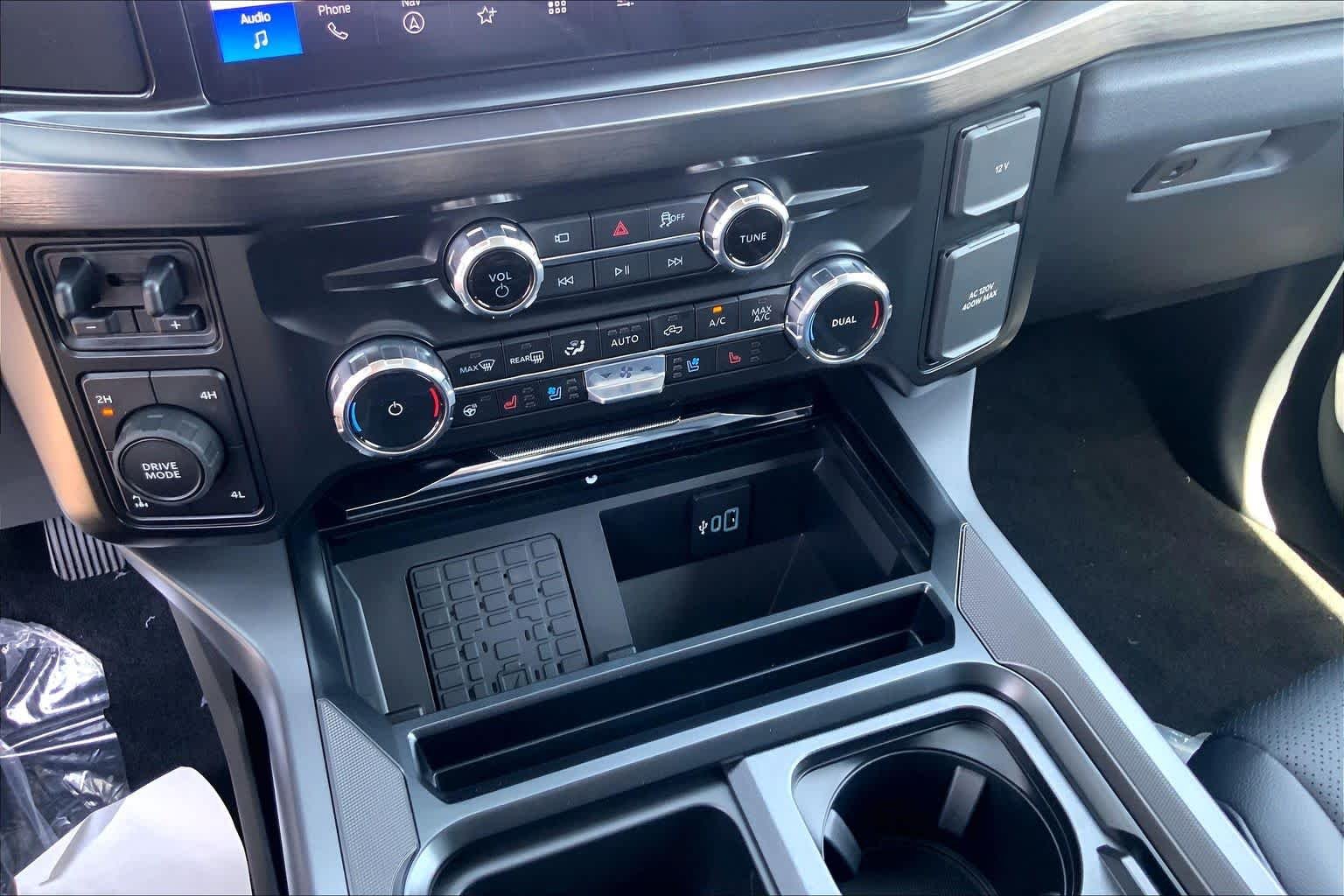 New 2026 Marsh Gray Ford F-250® Lariat® image 19