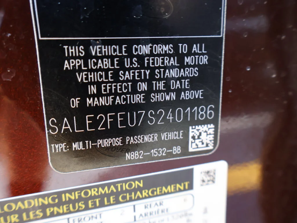 Certified Used 2025 Sedona Red Metallic Land Rover X-Dynamic SE image 39