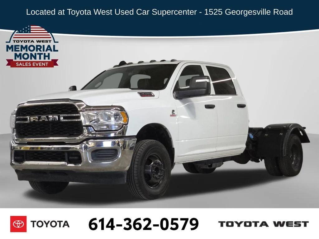 2024 RAM 3500 Tradesman 4X4 Crew Cab's photo