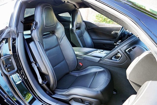 Used 2019 Black Chevrolet Grand Sport image 14