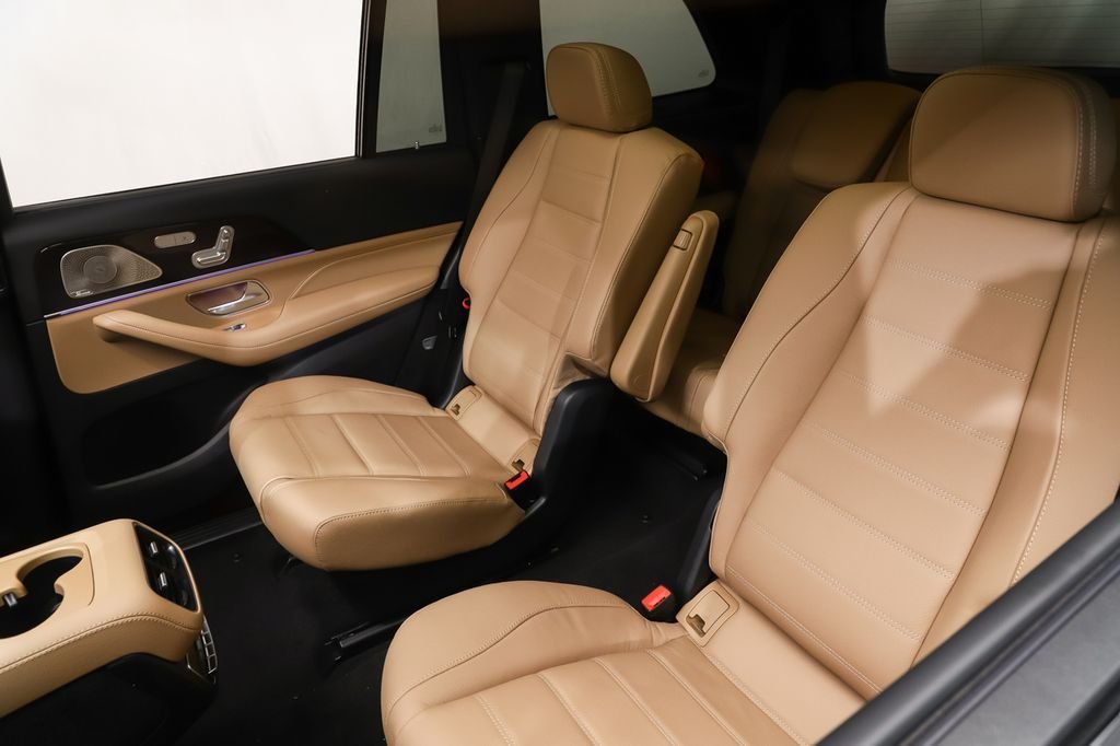 New 2026 Black Mercedes-Benz GLS 450 image 11