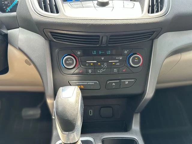 Used 2018 Gold Ford SEL image 20