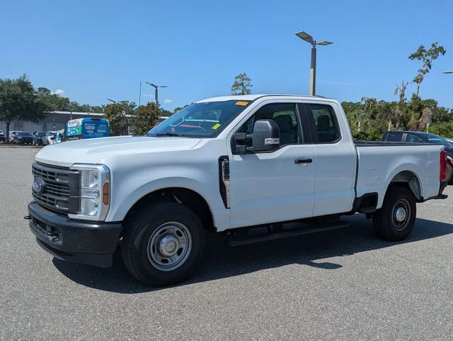 Used 2026 Oxford White Ford XL image 7