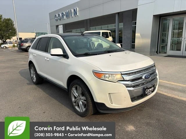 Used 2011 White Ford Limited image 3