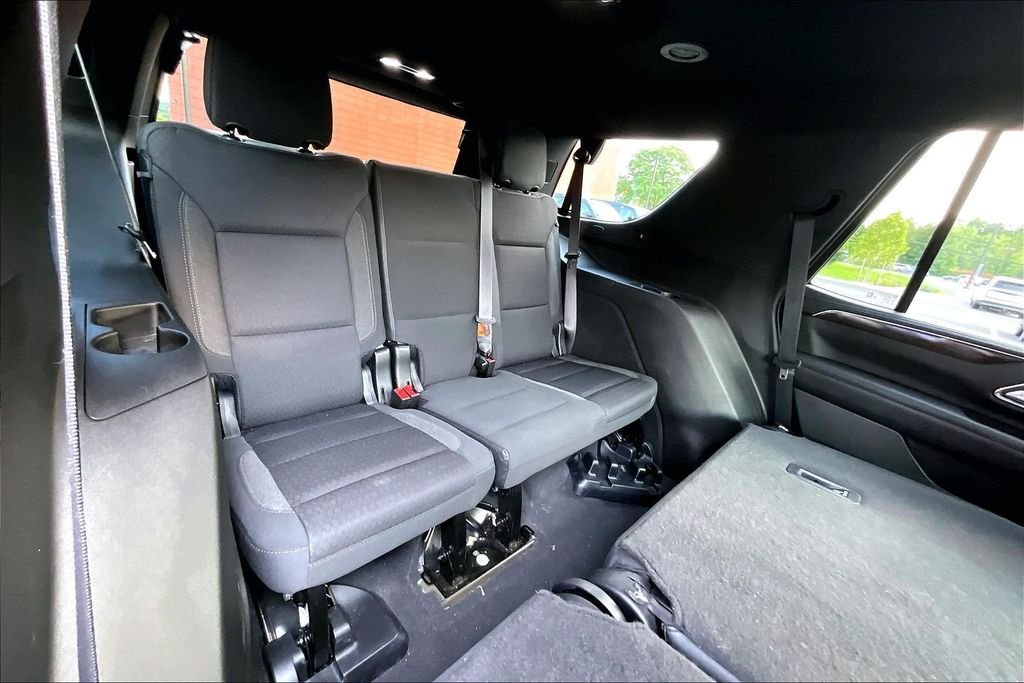 Used 2022 Black GMC SLE image 28