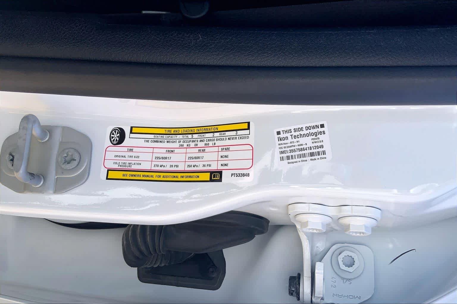 Certified Used 2023 Bright White Clearcoat Jeep Latitude image 37