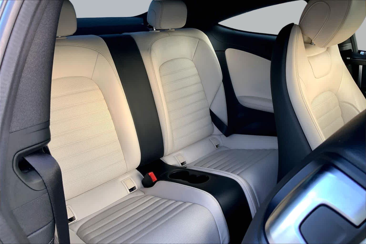 Used 2017 designo Diamond White Metallic Mercedes-Benz C 300 image 19