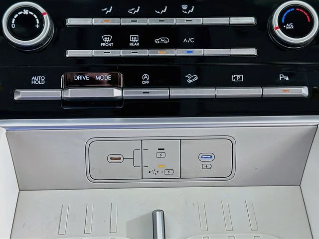 New 2027 Hyundai SANTA FE SE