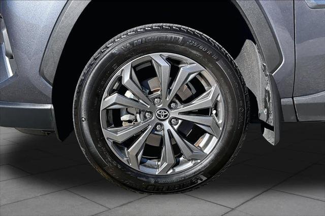 Certified Used 2024 MAGNETIC GRAY MET. Toyota  image 11