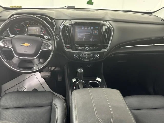Used 2018 SUMMIT WHITE Chevrolet LT Cloth image 14