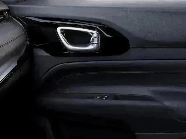 New 2026 Bright White Clear-Coat Exterior Paint Jeep Trailhawk image 91