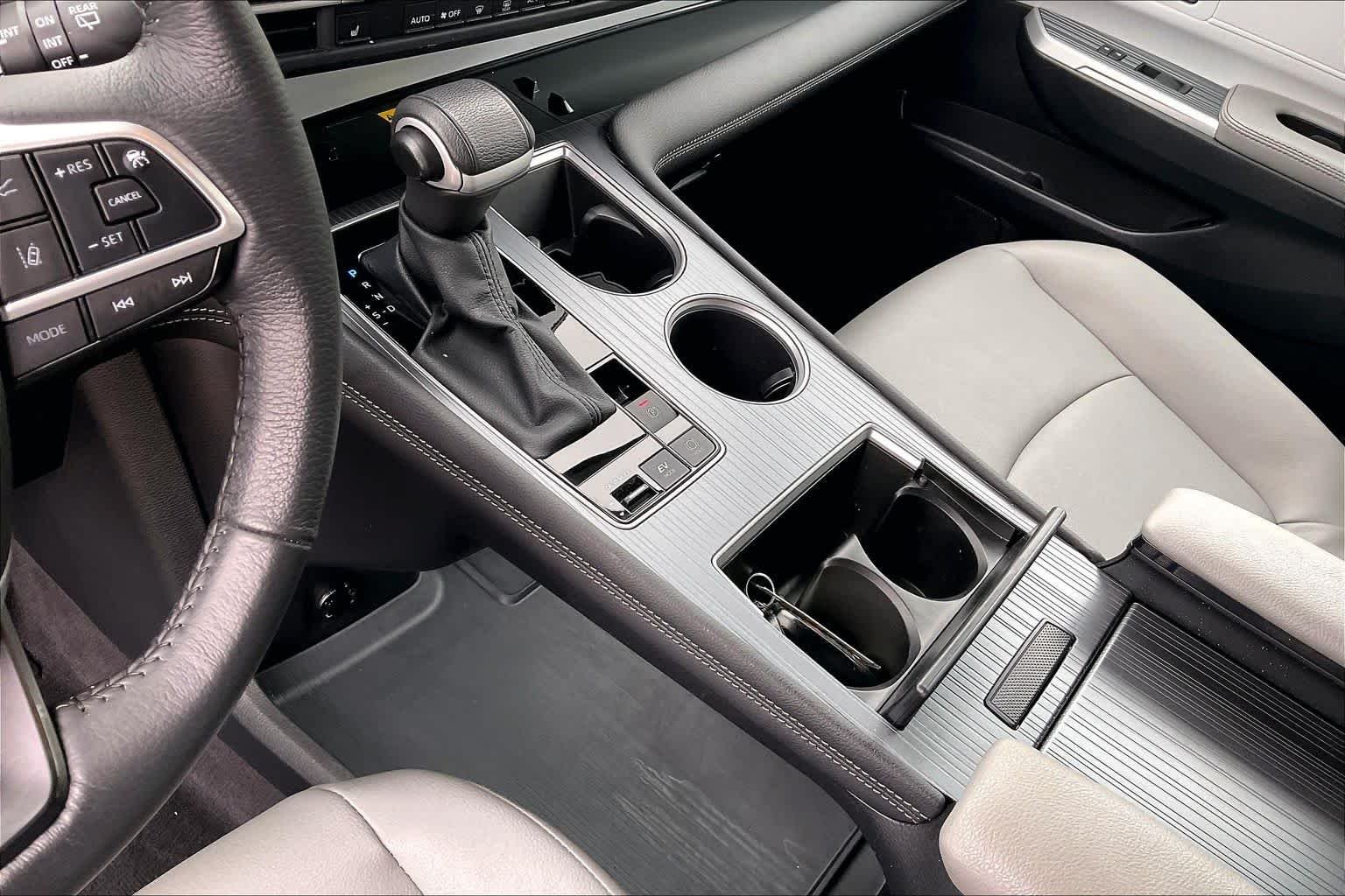 Used 2025 Blueprint Toyota XLE image 16