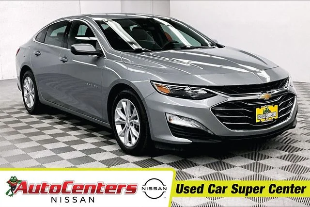 Used 2023 Sterling Gray Metallic Chevrolet LT image 1