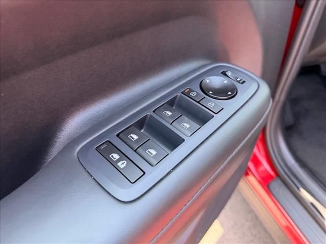 Used 2026 Red Hyundai SEL image 14