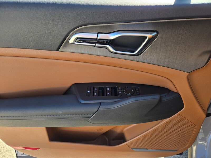 New 2027 Wolf Gray Kia X-Line image 10