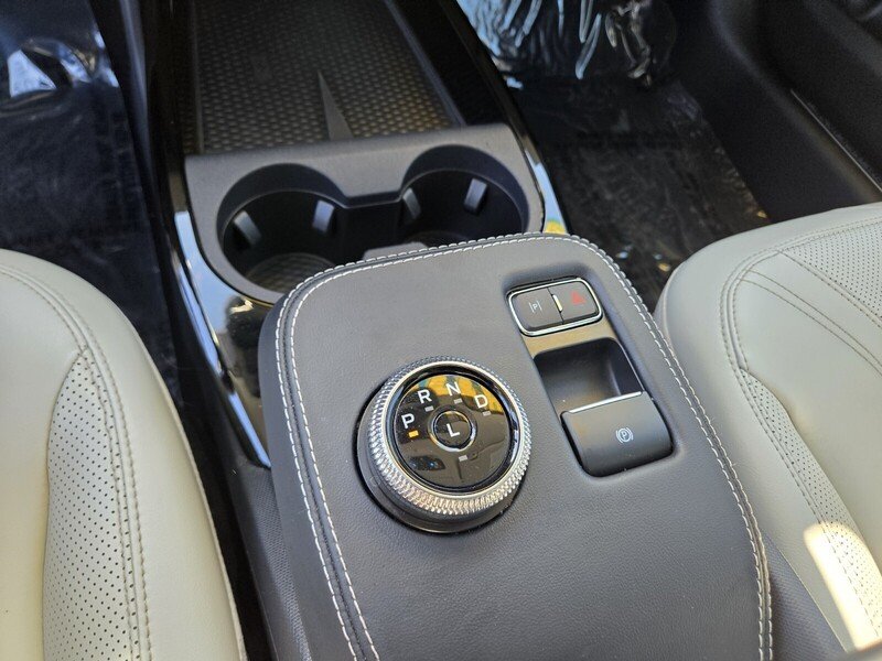 Used 2023 Shadow Black FORD PREMIUM AWD image 21
