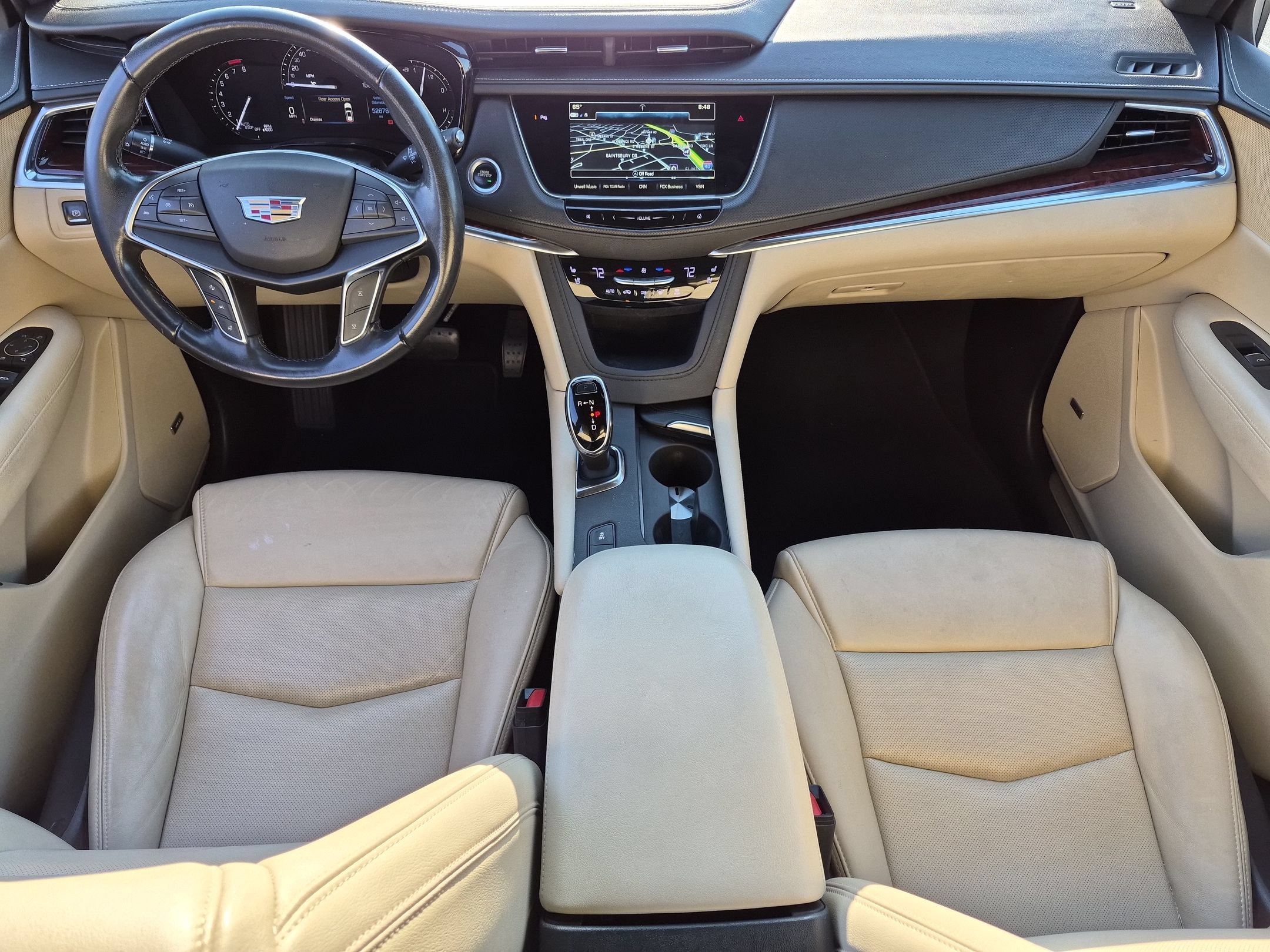Used 2019 CRYSTAL WHITE TRICOAT Cadillac Premium Luxury FWD image 31