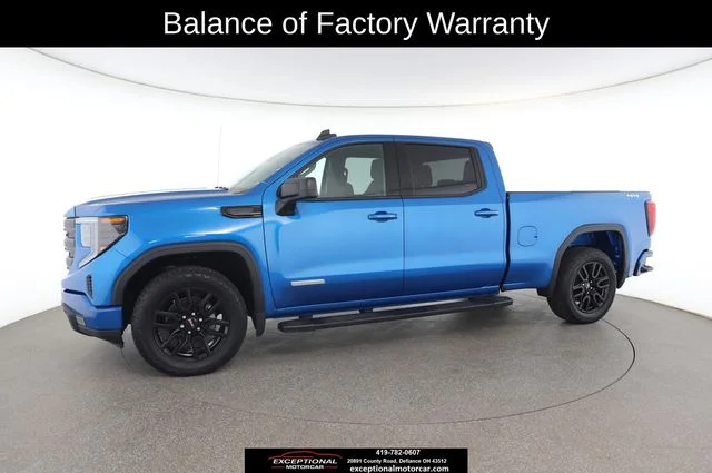 Used 2023 Blue GMC Elevation image 5