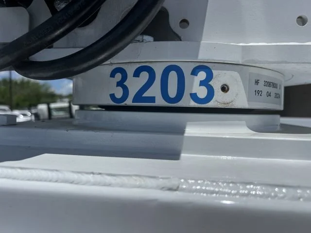 New 2025 Summit White Chevrolet Work Truck image 31