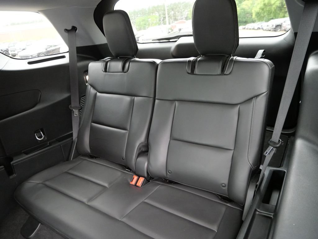 Certified Used 2023 Silver Ford XLT image 14