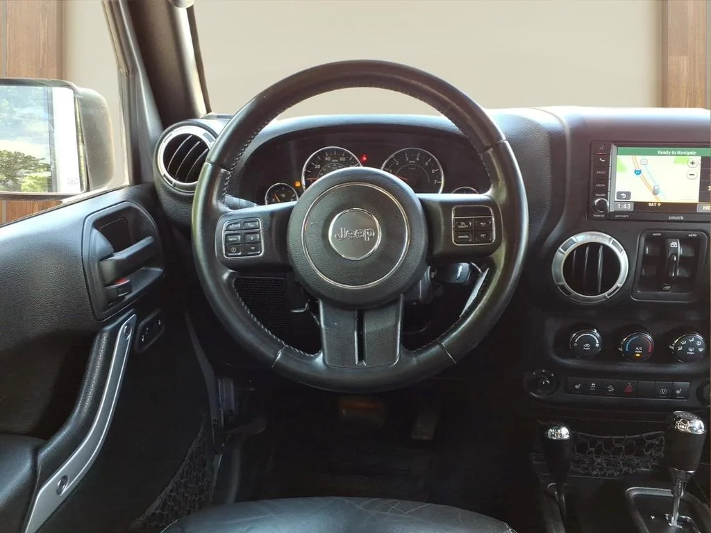 Used 2017 Silver Jeep Unlimited Sahara image 22