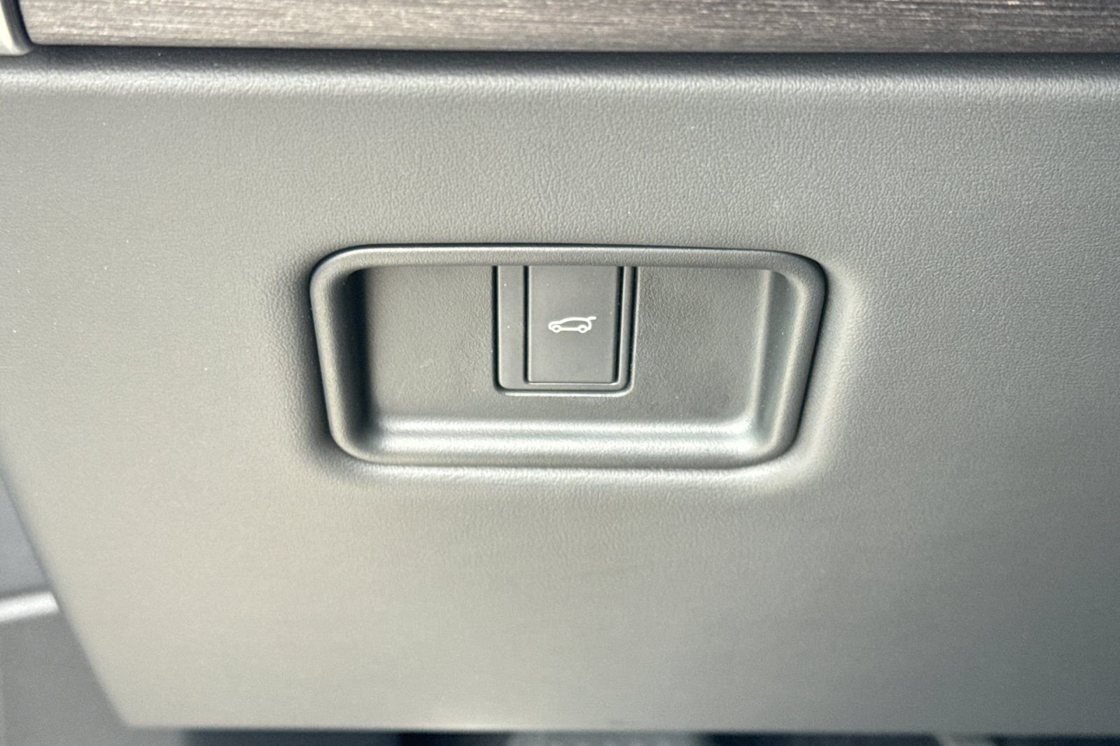 2024 Land Rover Range Rover SE - Photo 32