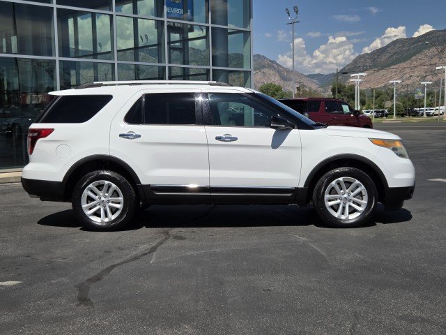 Used 2013 White Ford XLT image 4