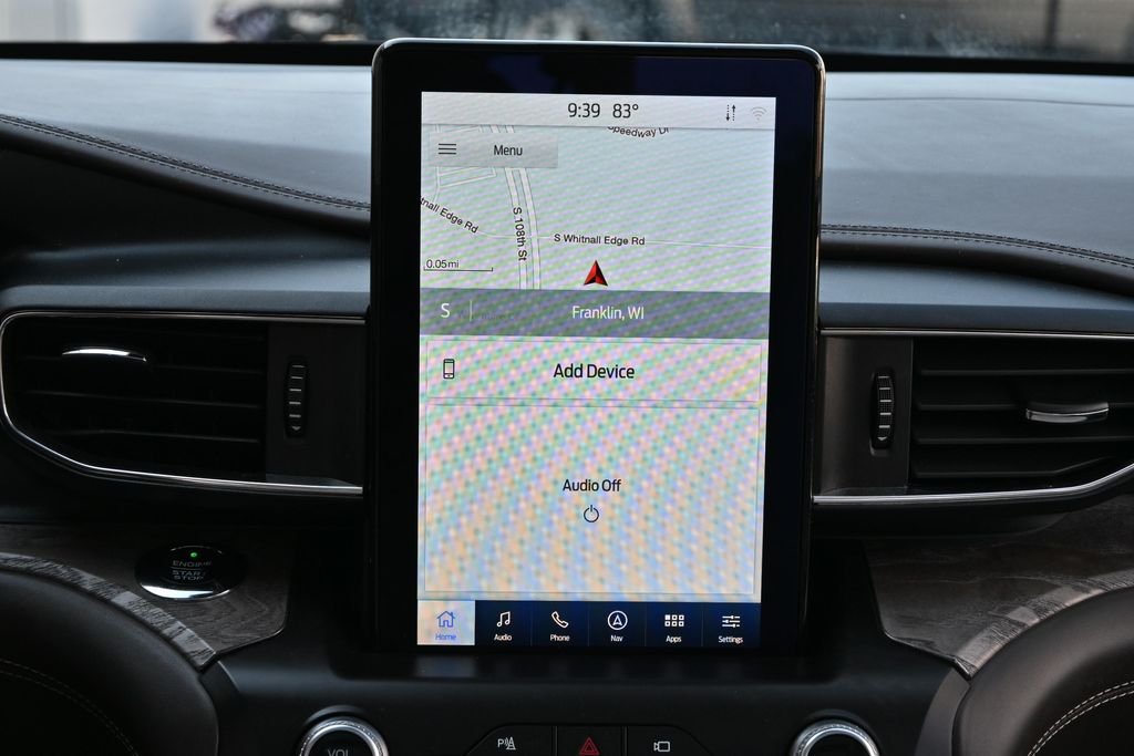Used 2020 White Metallic Ford Platinum image 33