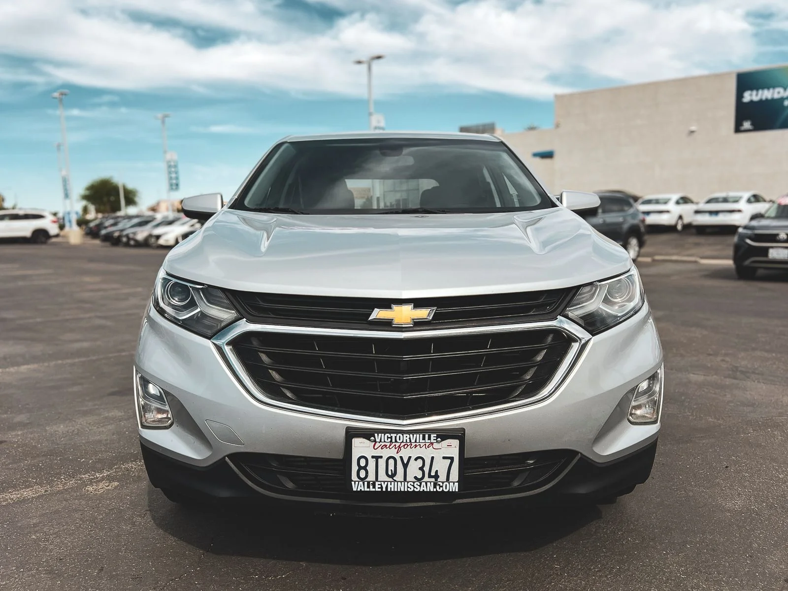 Used 2019 Chevrolet Equinox LT with VIN 2GNAXKEV0K6194353 for sale in Victorville, CA
