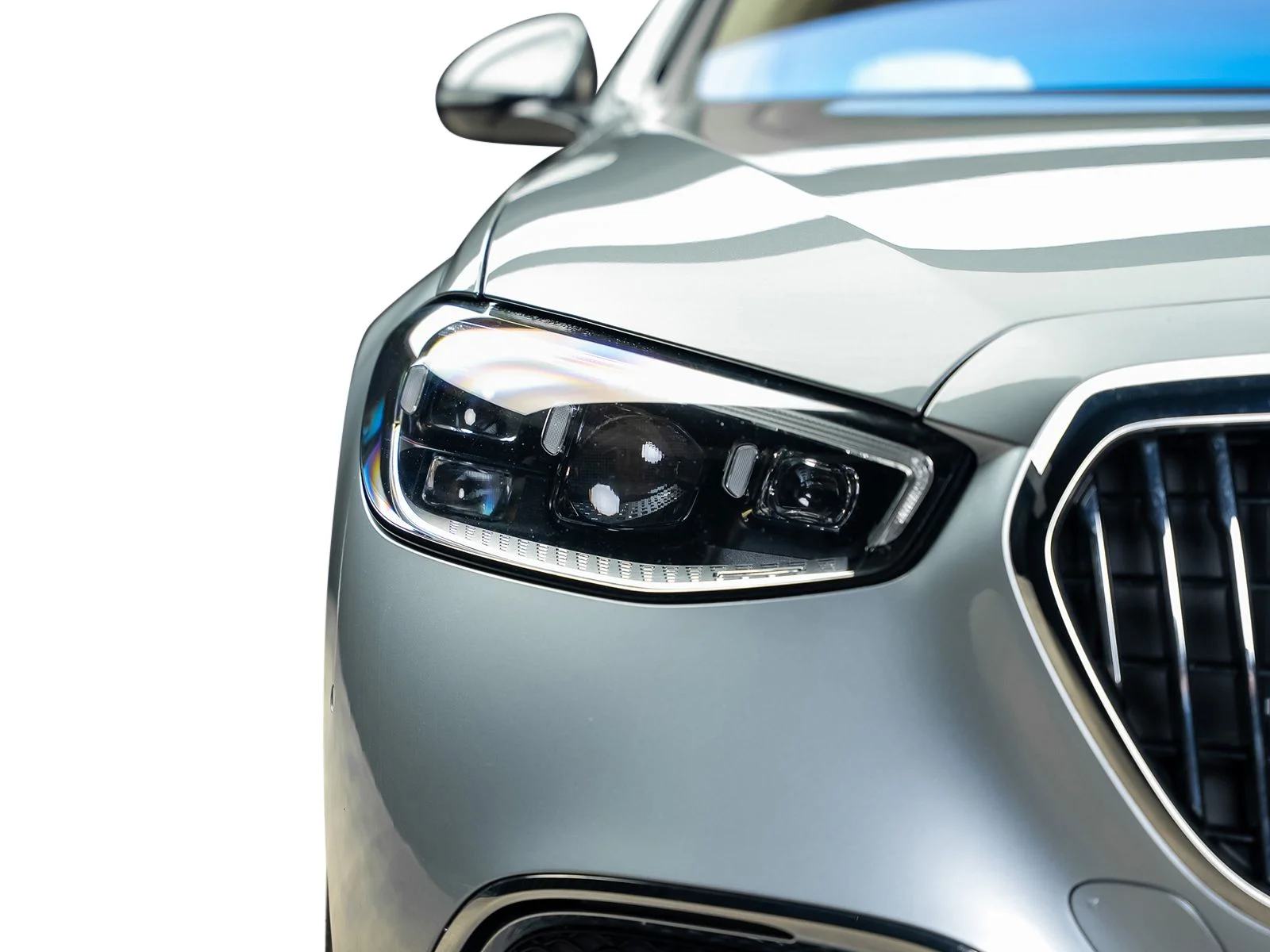 Used 2024 Silver Mercedes-Benz Maybach S 580 image 9
