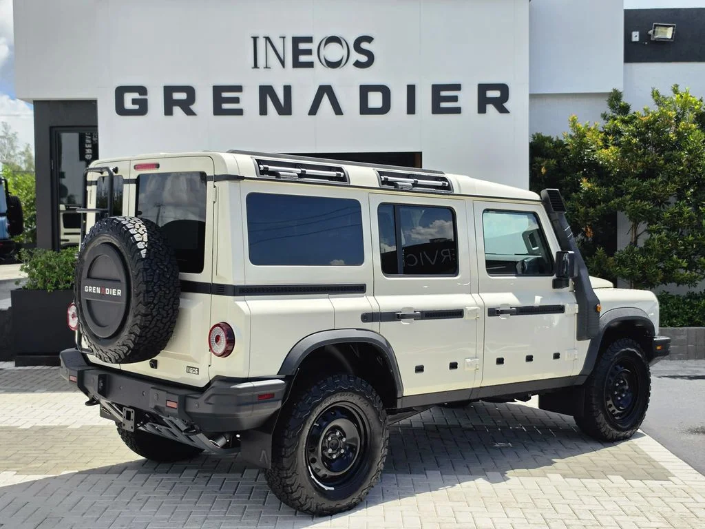 New 2026 Scottish White INEOS Trialmaster Edition image 3