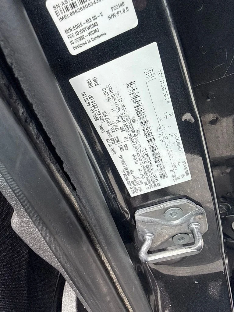 Used 2019 Gray Ford S image 20