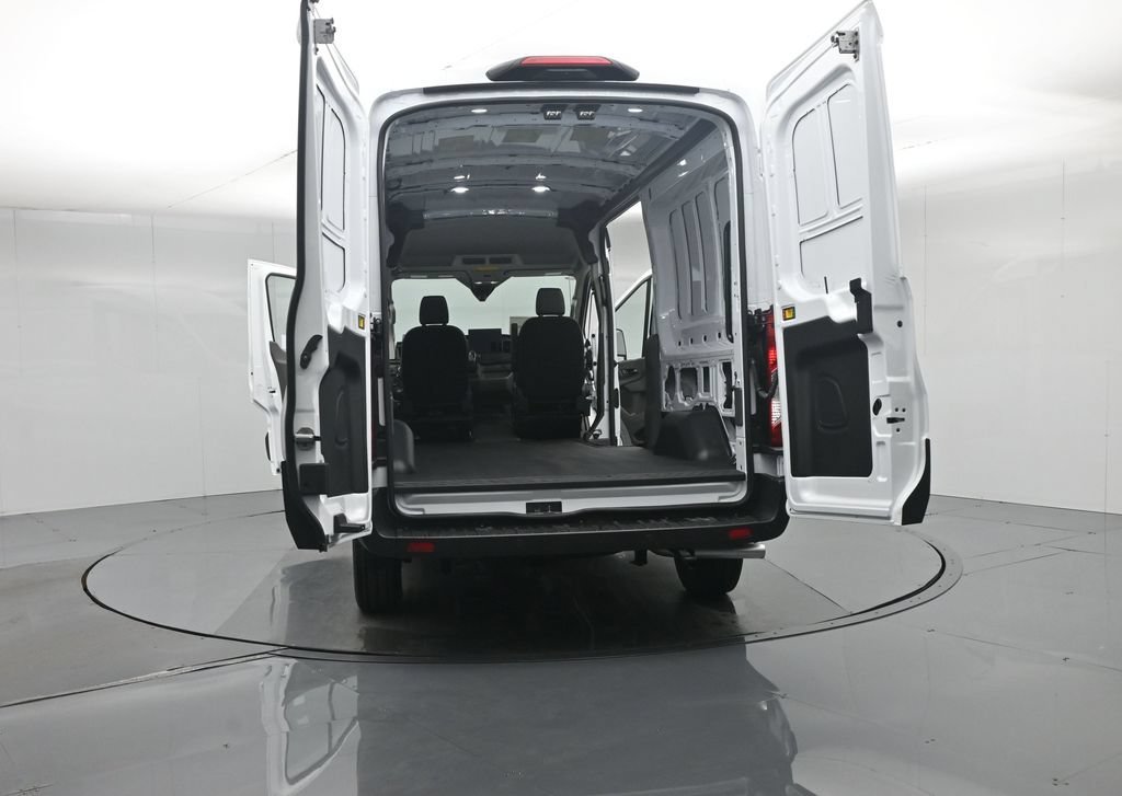 New 2026 White Ford Base image 30