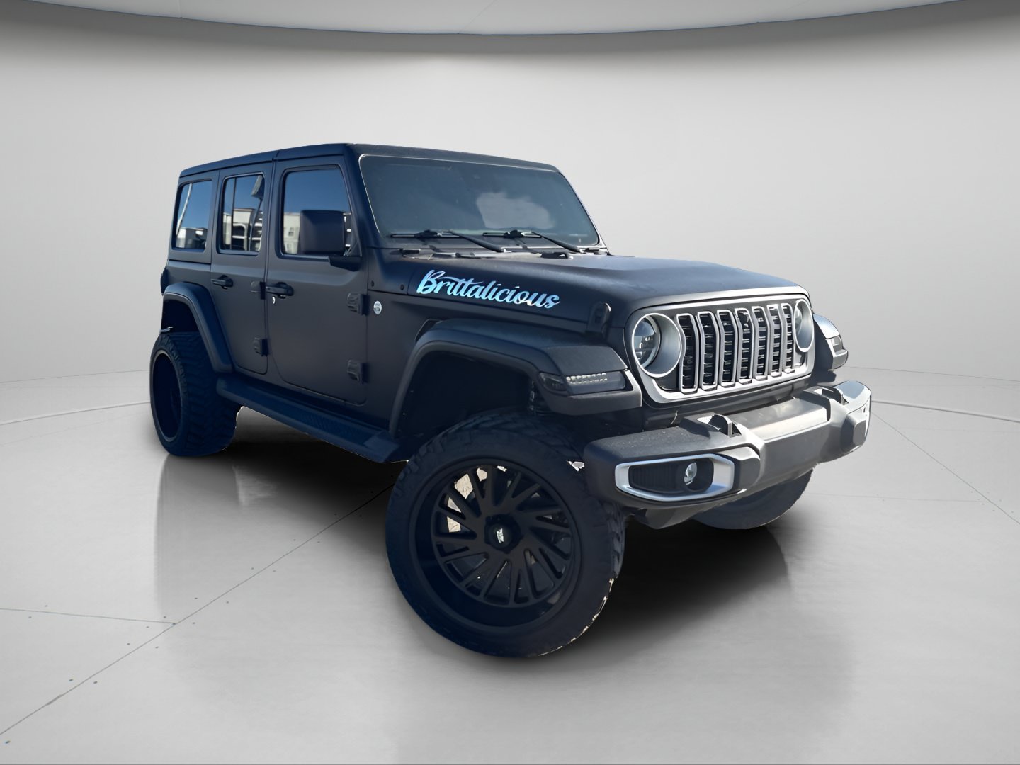 Used 2024 Anvil Clear Coat Jeep Sahara image 2