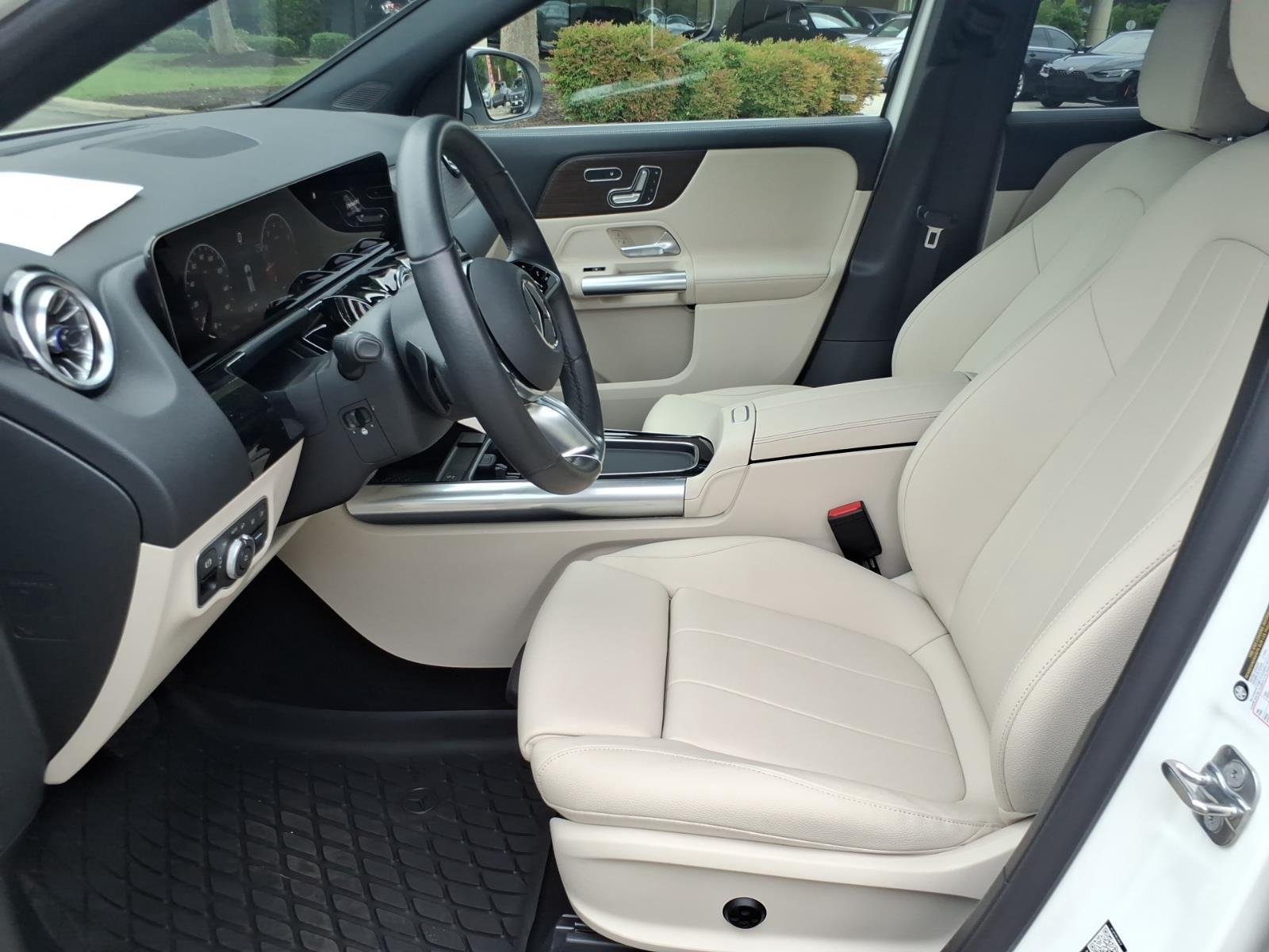 Used 2026 Polar White Mercedes-Benz GLA 250 image 12