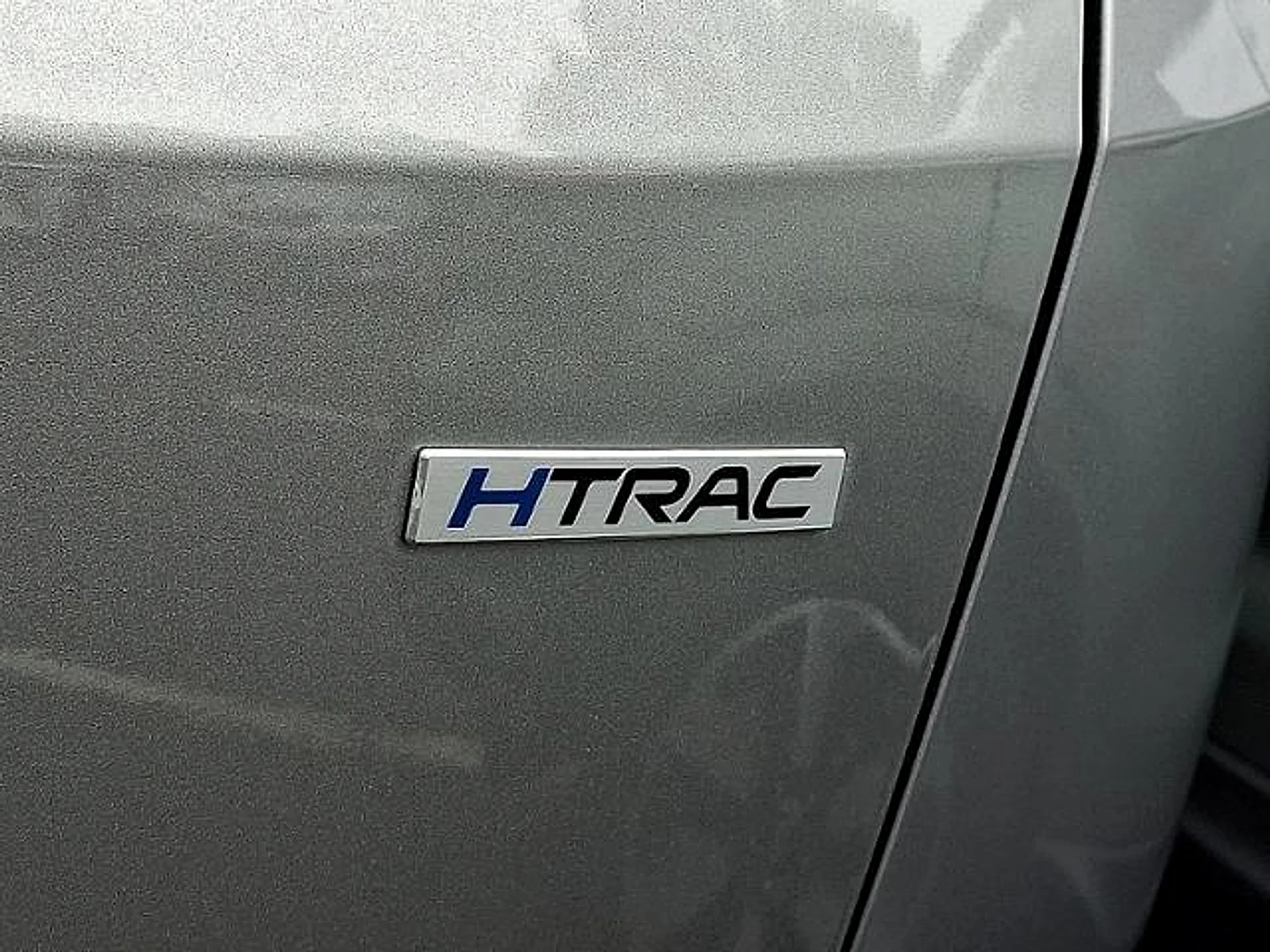 Used 2025 Shimmering Silver Hyundai SEL image 29