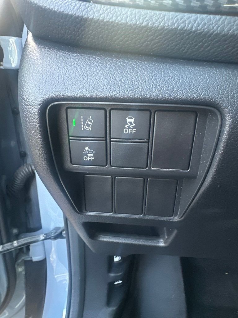 Used 2021  Honda EX image 14