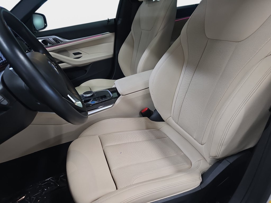 Certified Used 2024 Alpine White BMW eDrive35 image 17