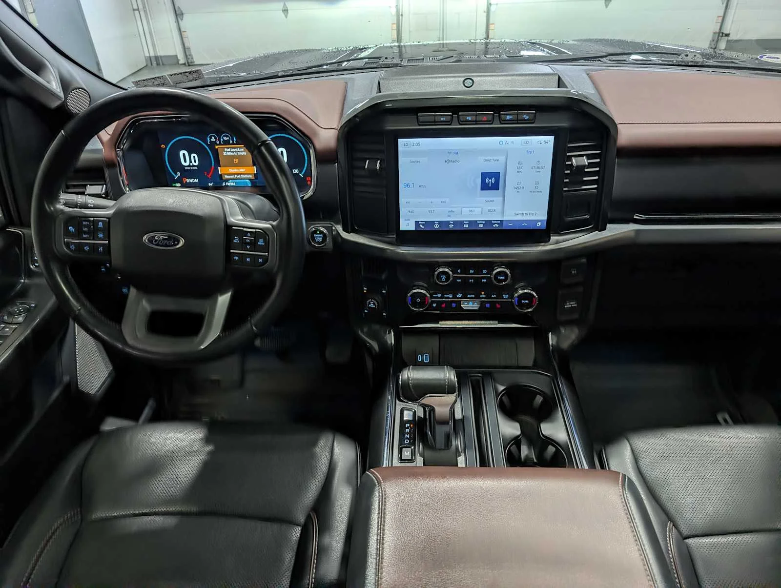 Used 2022 Agate Black Ford LARIAT image 18
