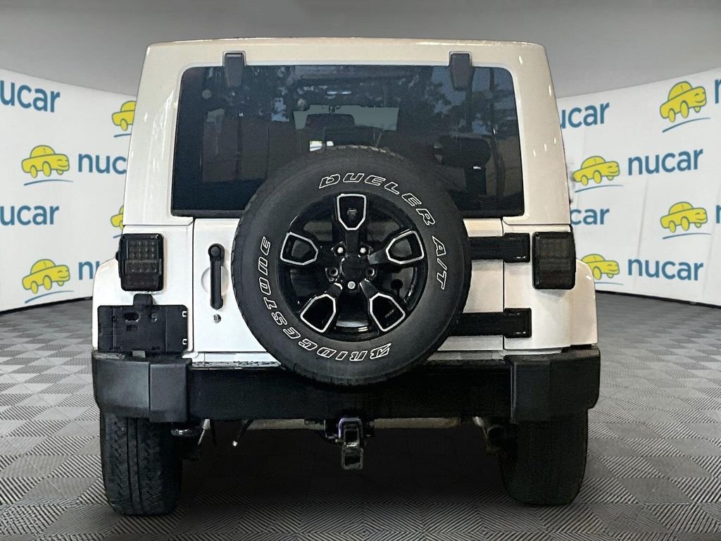 Used 2017 Bright White Clearcoat Jeep Sahara image 5