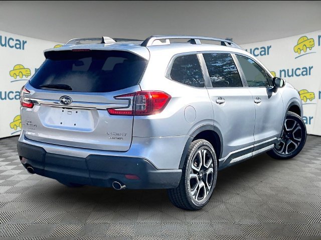 Used 2023 Ice Silver Metallic Subaru Limited image 13