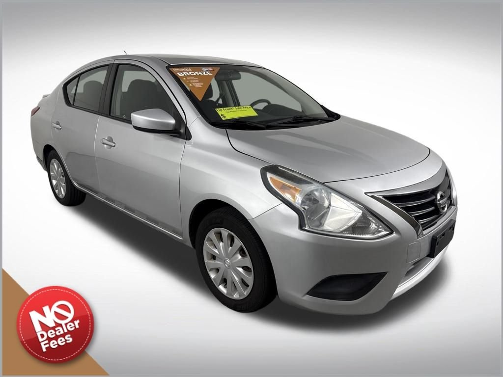 2016 Nissan Versa Sedan SV