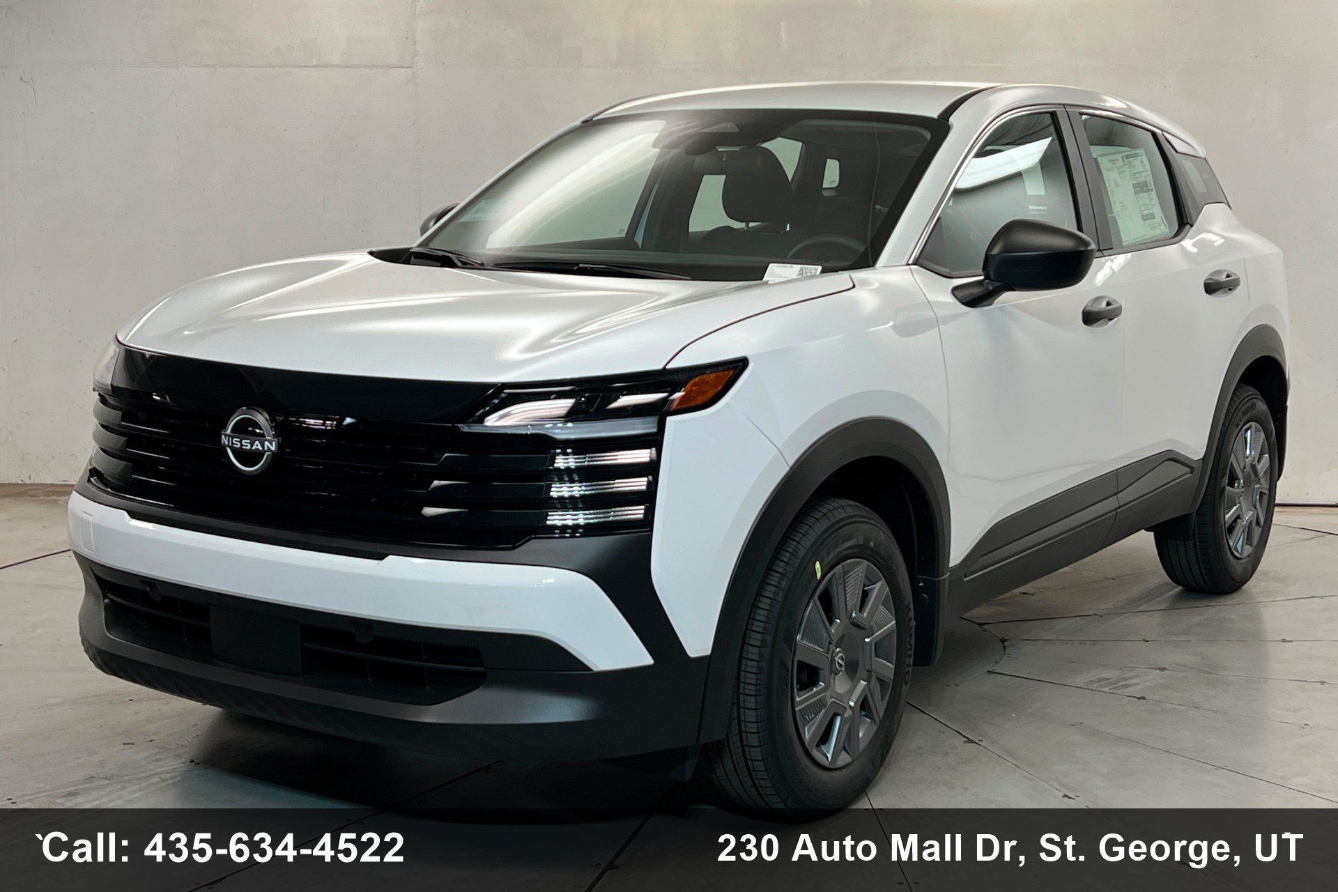2026 Nissan Kicks 2.0 S's photo