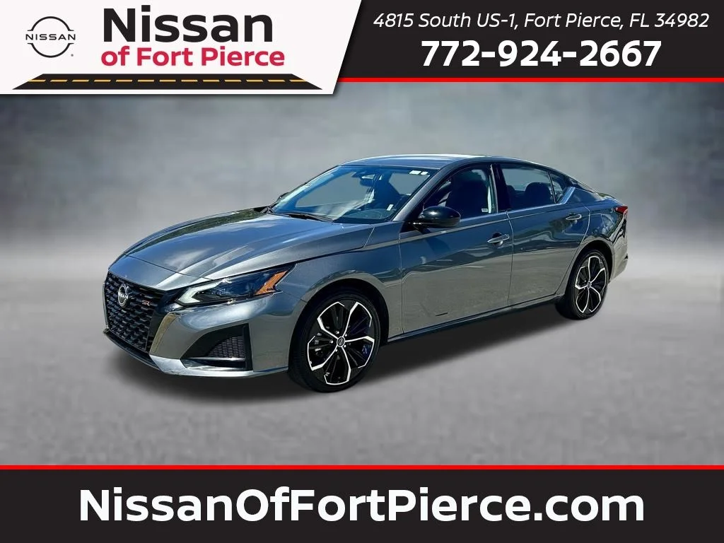 Used 2025 Gray Nissan 2.5 SR image 1
