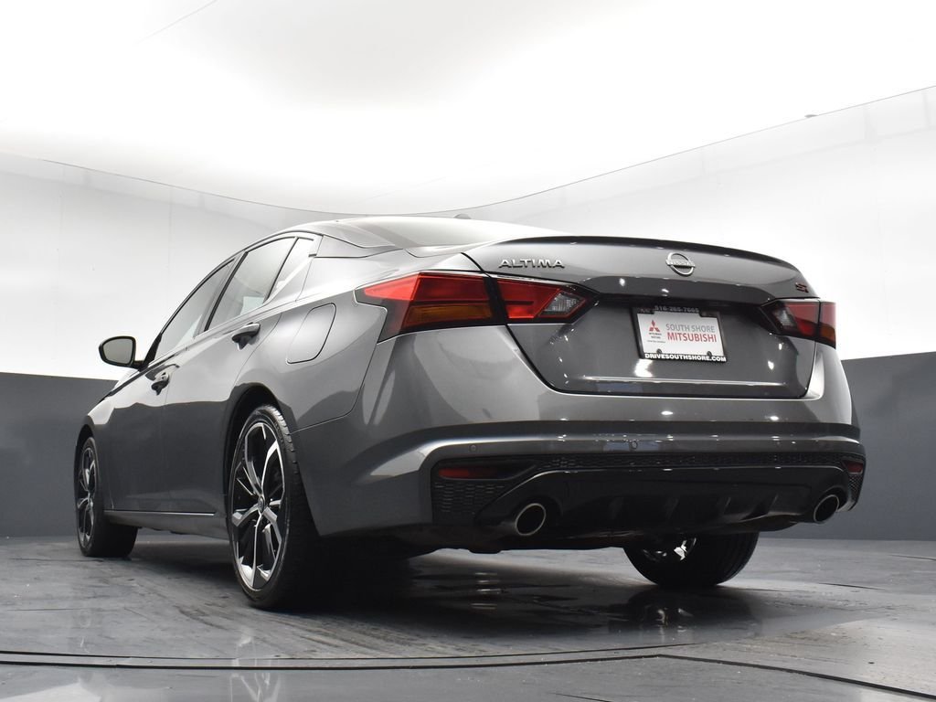 2023 Nissan Altima SR - Photo 20