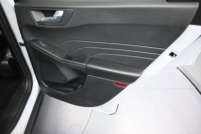 Used 2025 Silver Ford ST-Line image 12