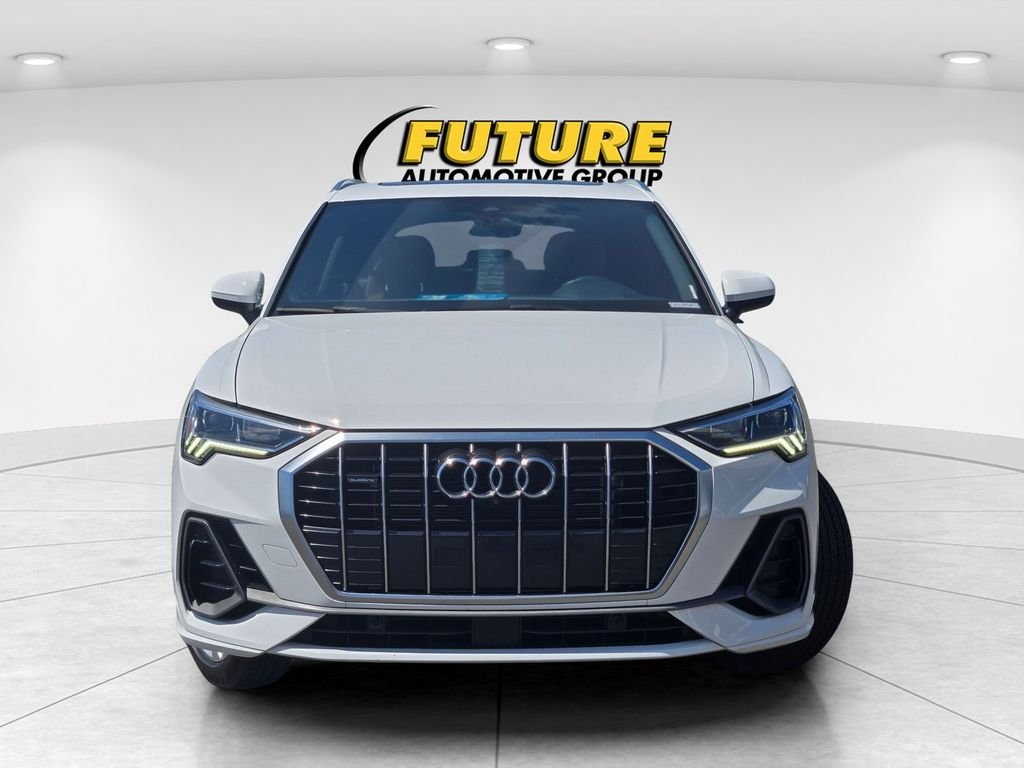 Used 2023  Audi Premium Plus image 2