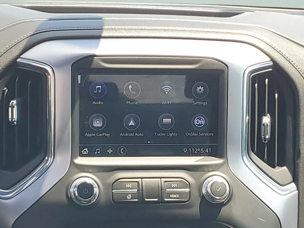 Used 2020 SUMMIT WHITE GMC SLE image 14