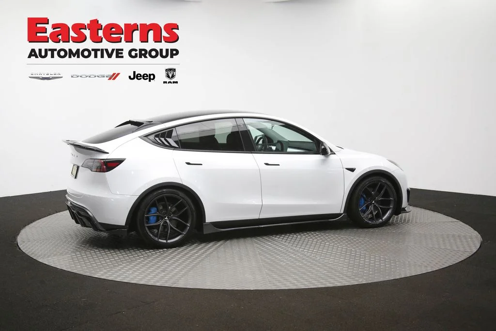 Used 2022  Tesla Performance image 39