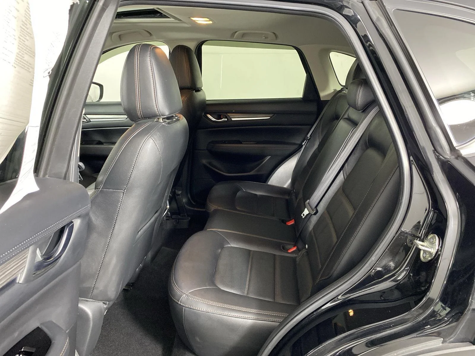 Used 2021 Jet Black Mica Mazda Grand Touring image 9